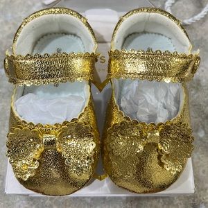 Angel infant gold Mary Jane